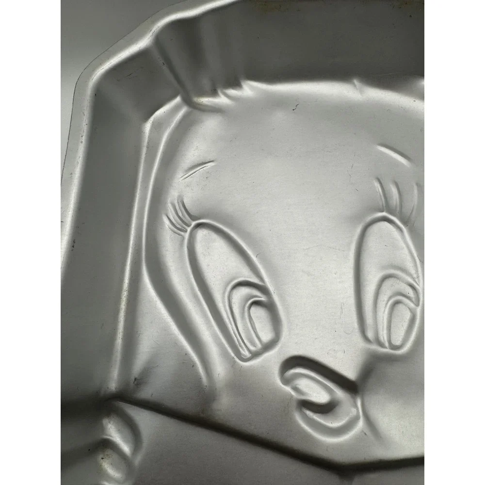 Vintage 1978 Tweety Bird Cake‎ Pan Warner Bros Aluminum Baking Mold